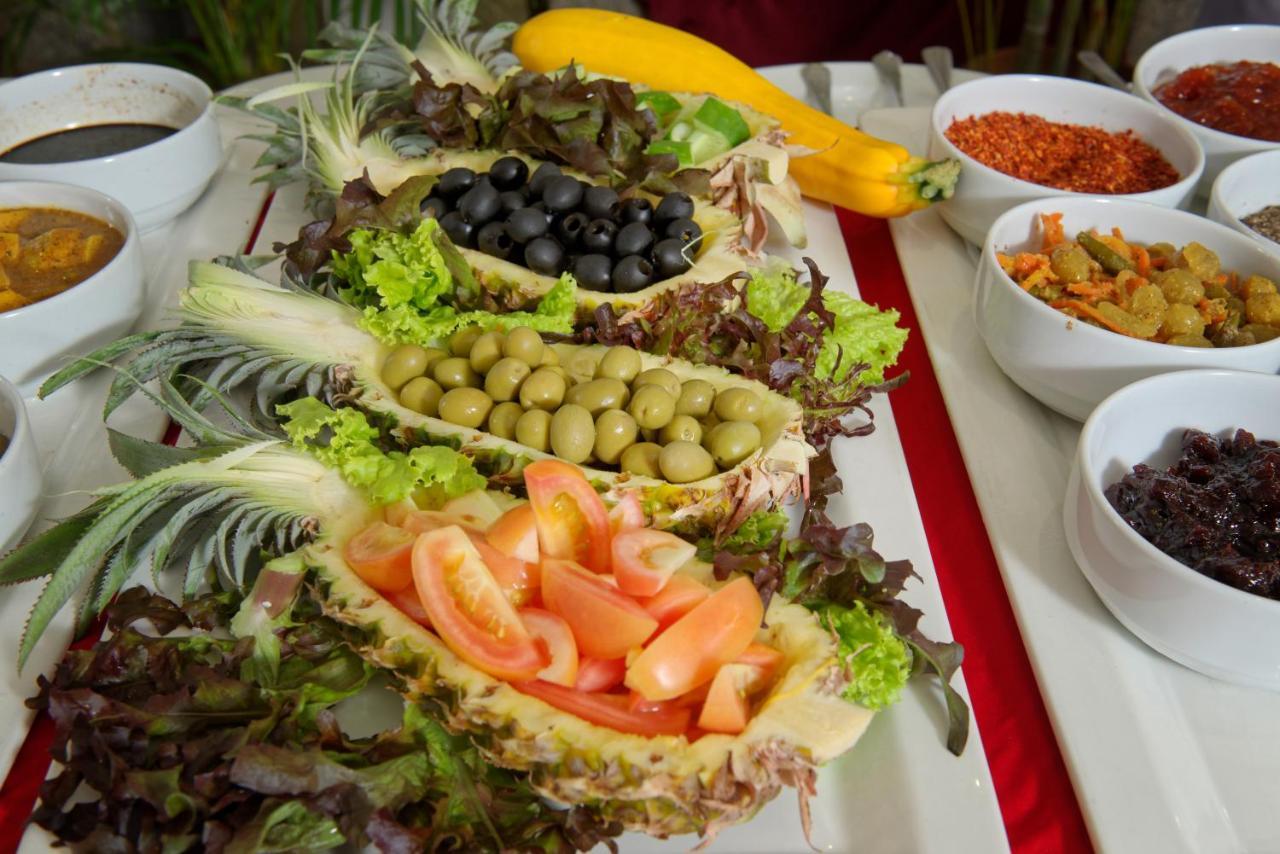 Embudu Village Resort Embudu Island Экстерьер фото