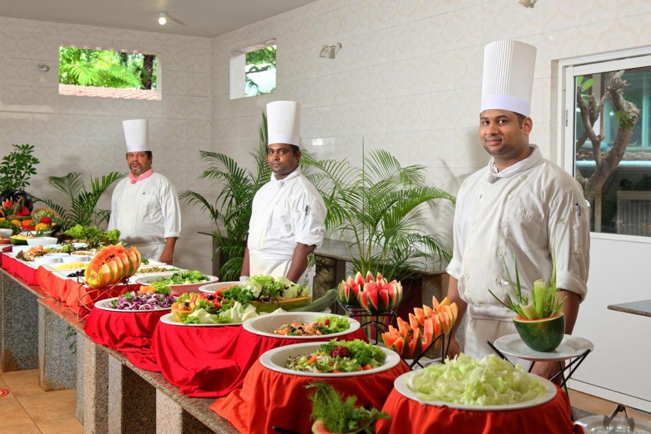 Embudu Village Resort Embudu Island Экстерьер фото